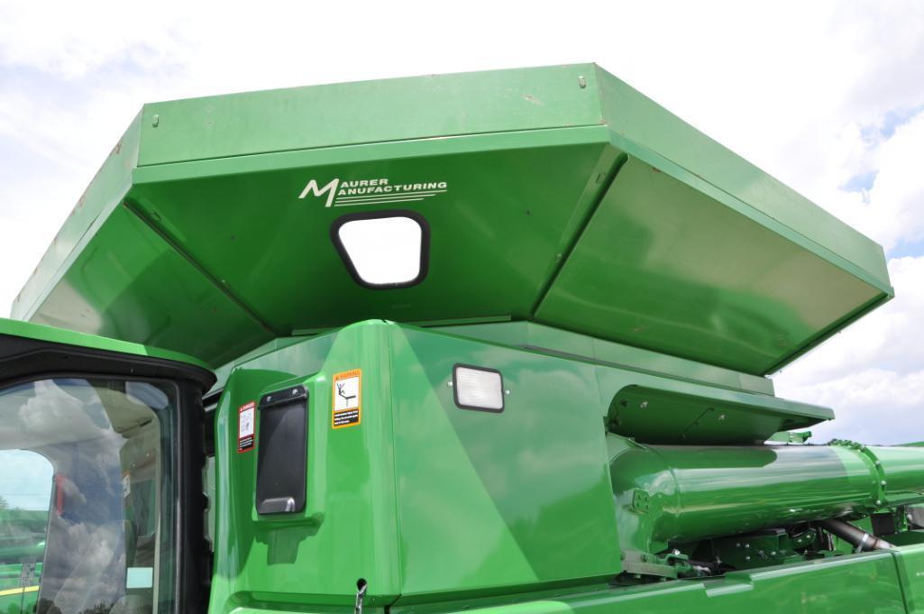 2015 John Deere S670 4wd combine