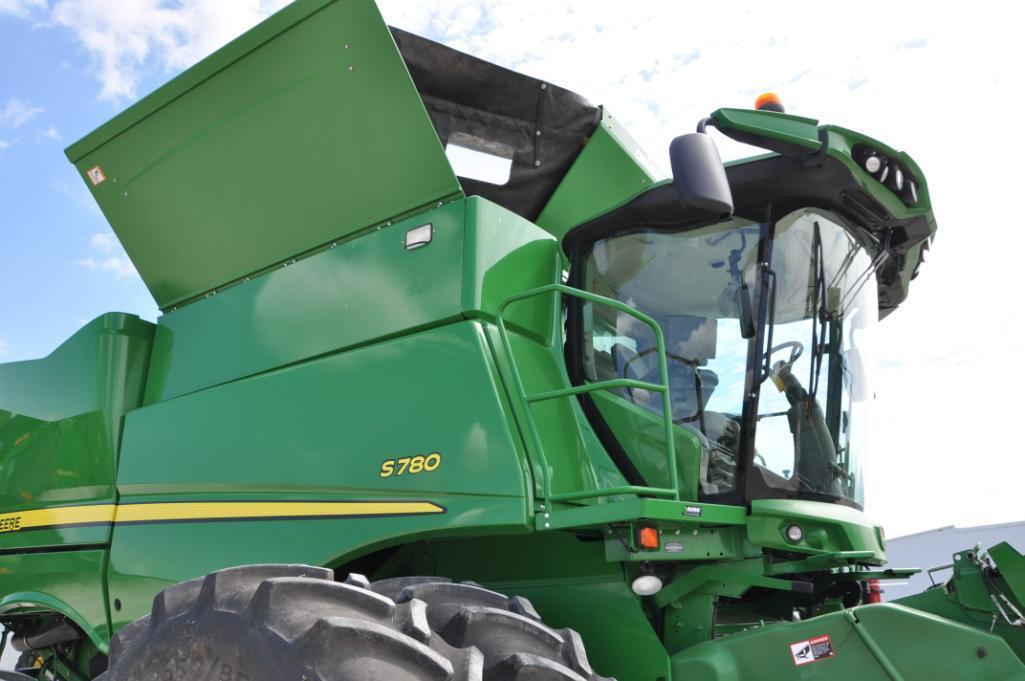 2018 John Deere S780 2wd combine