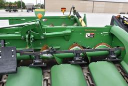 2017 John Deere 612FC 12 row 30" StalkMaster folding chopping corn head