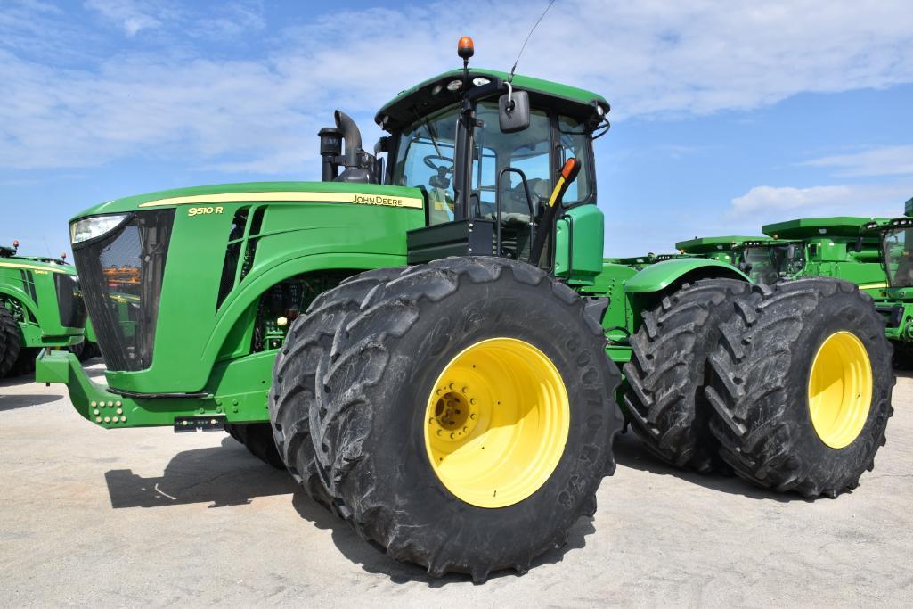 2013 John Deere 9510R 4WD tractor