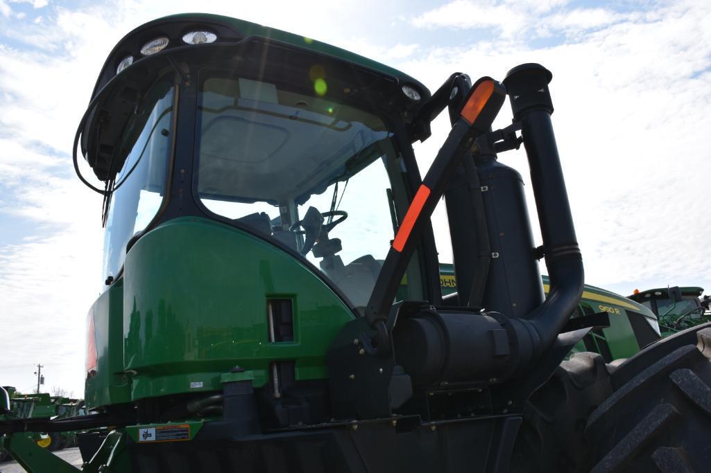 2013 John Deere 9510R 4WD tractor