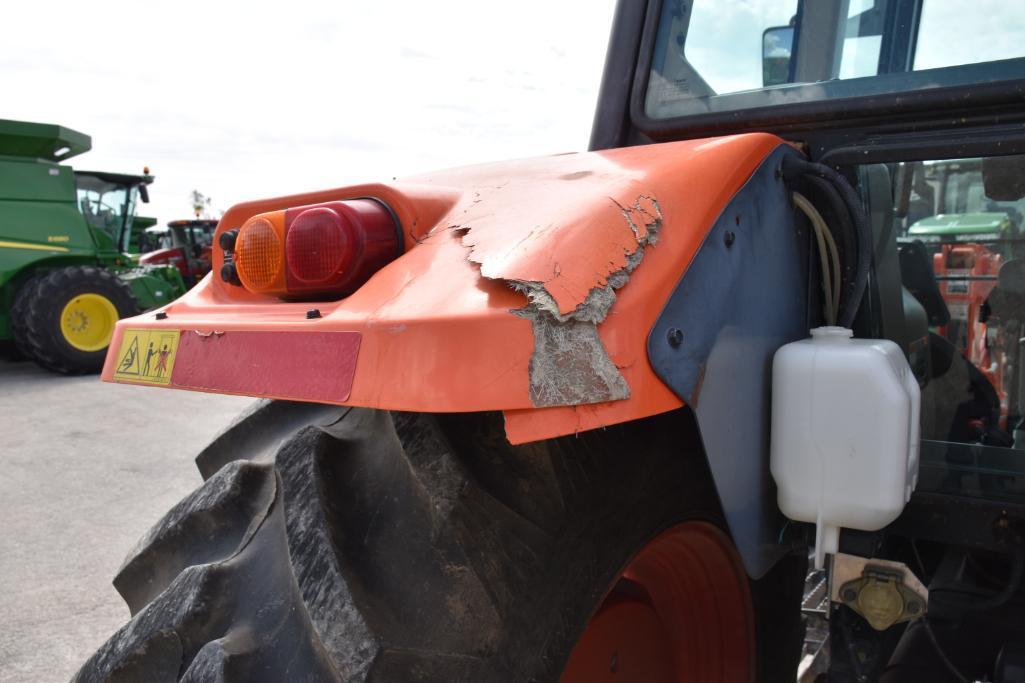 2014 Kubota M110X MFWD tractor w/loader