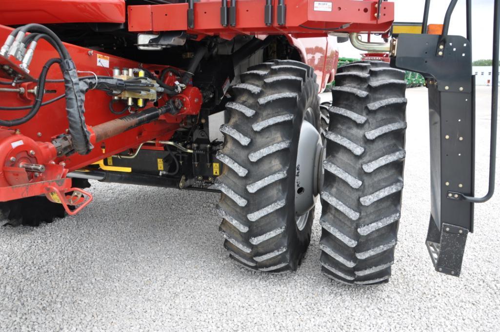 2007 Case-IH 7010 4wd combine