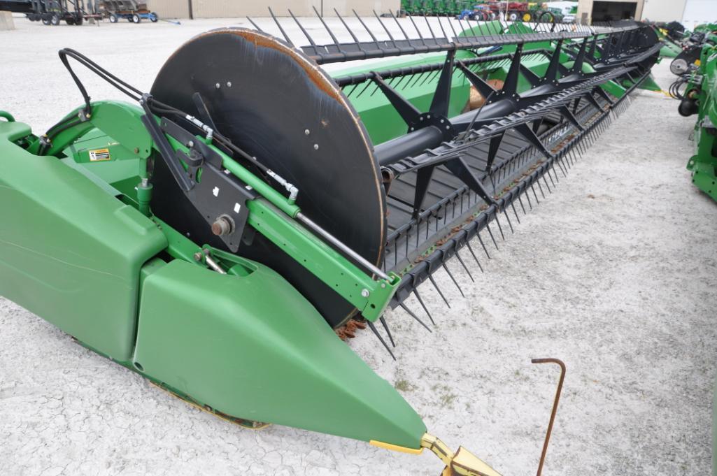 2013 John Deere 640FD 40' HydraFlex draper head