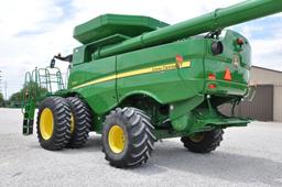 2015 John Deere S670 4wd combine