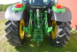 John Deere 5125R MFWD tractor