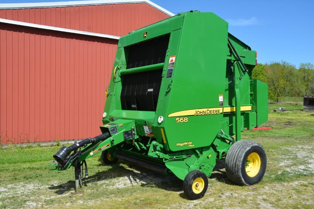 2011 John Deere 568 Mega Wide Plus round baler