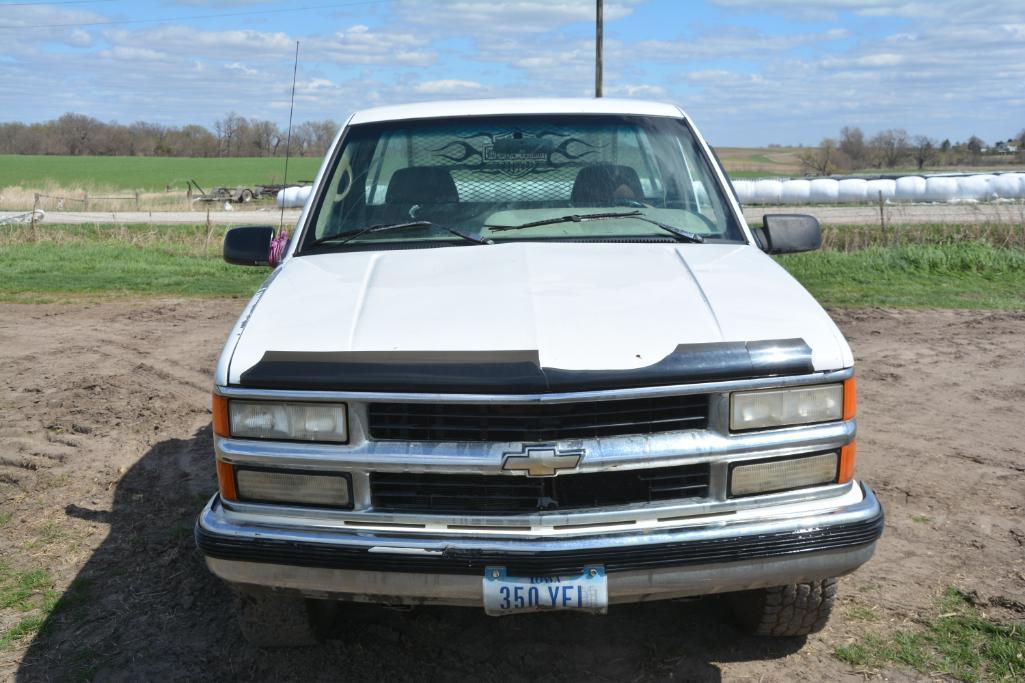 1995 Chevrolet Cheyenne 2500 2wd pickup