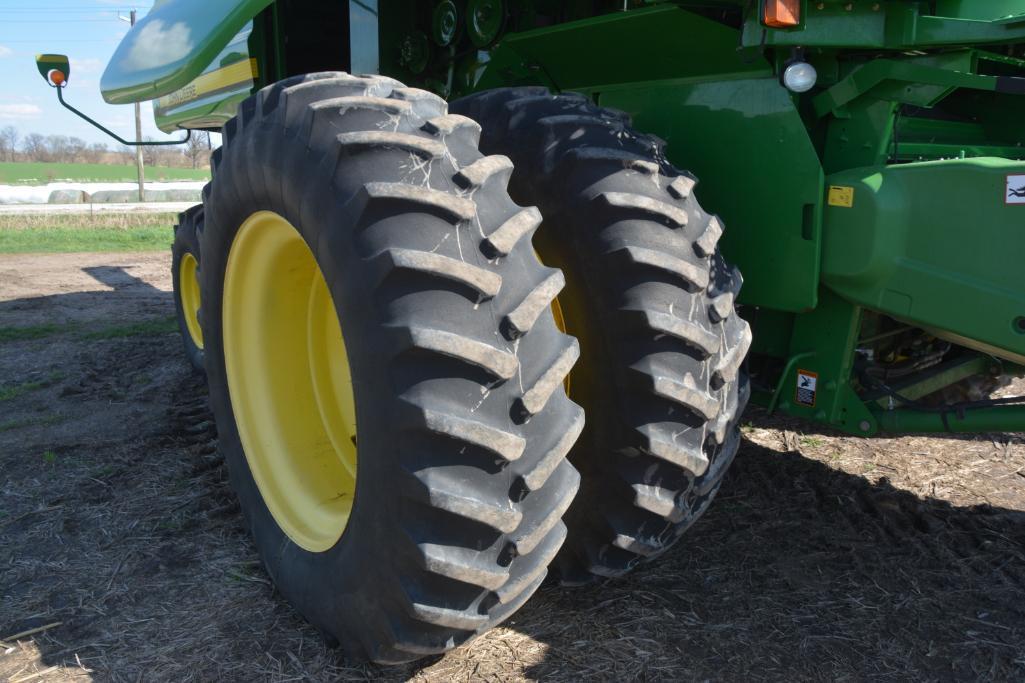 2010 John Deere 9770 STS 2wd combine