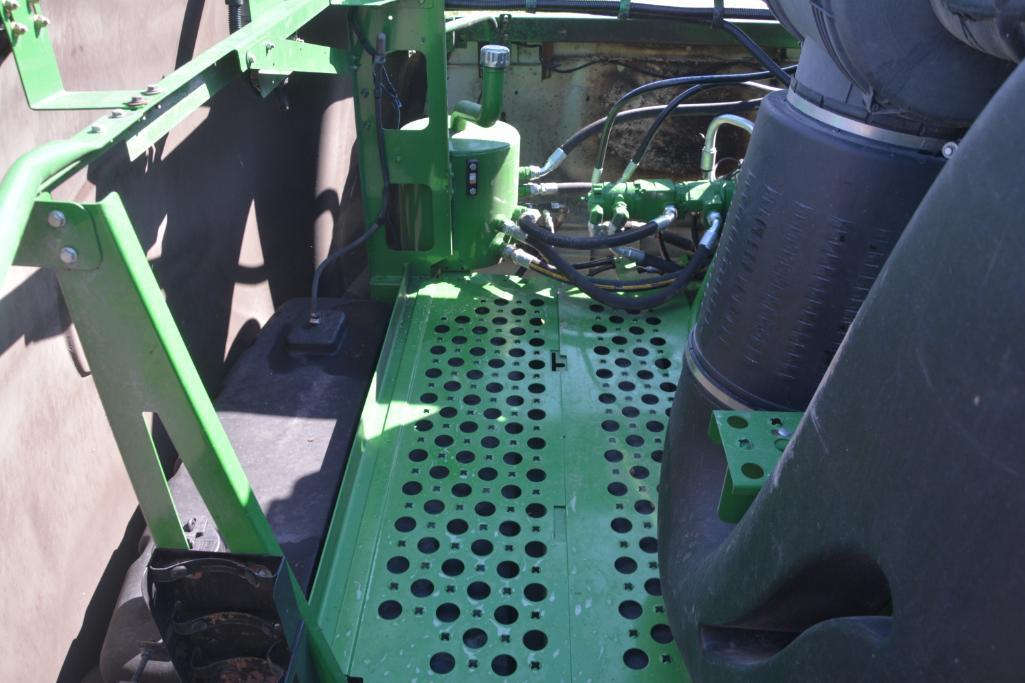 2010 John Deere 9770 STS 2wd combine