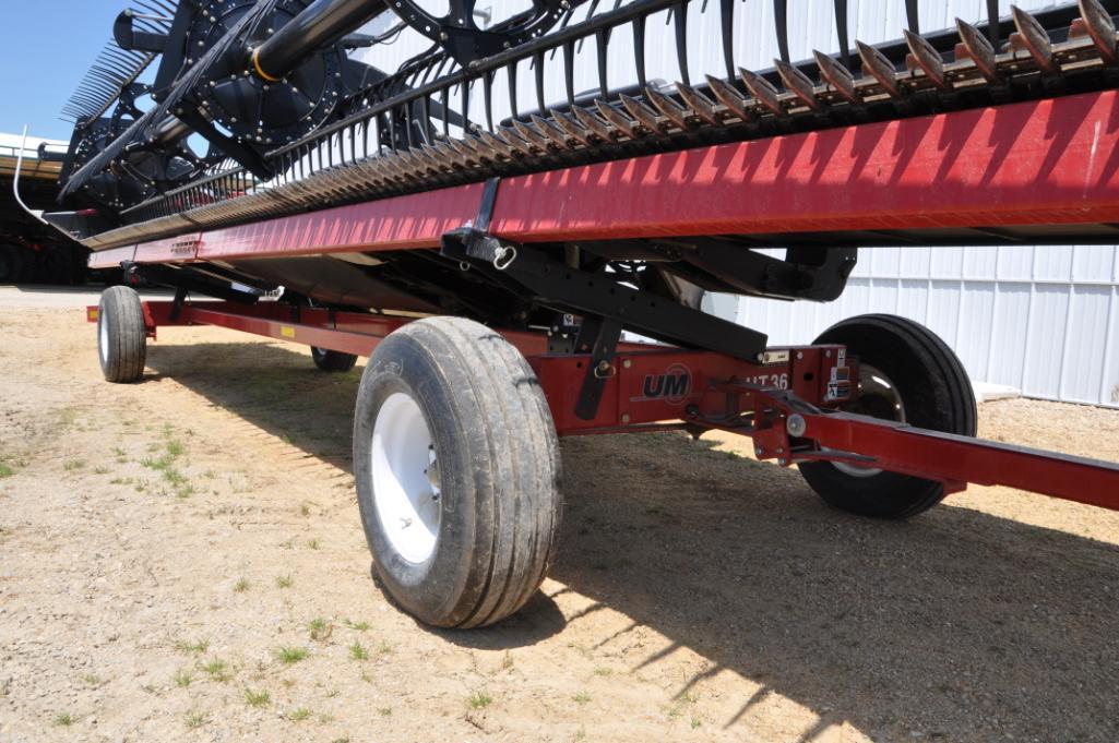 2013 Case-IH 2162 35' flex draper head w/trailer