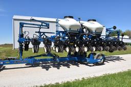 2012 Kinze 3600 12/23 planter