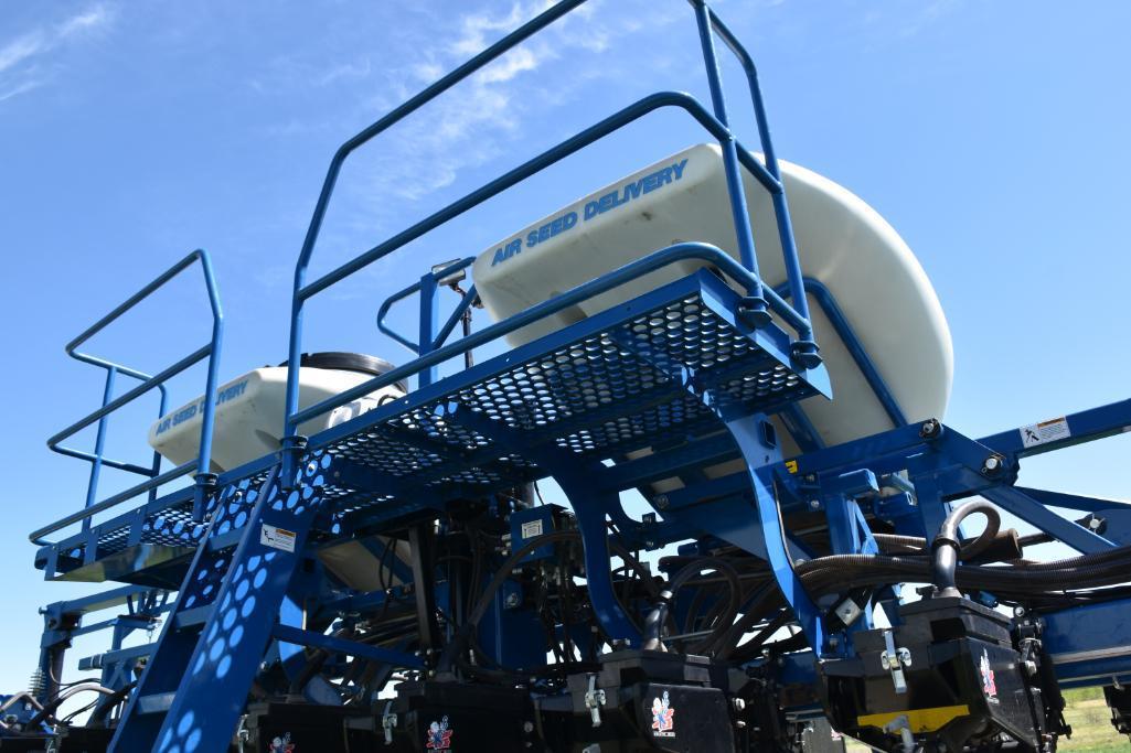 2012 Kinze 3600 12/23 planter