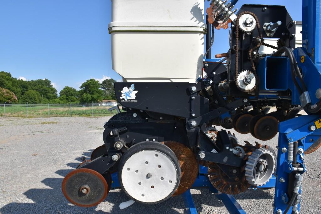 2013 Kinze 3500 8/15 planter