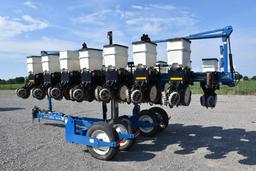 2013 Kinze 3500 8/15 planter