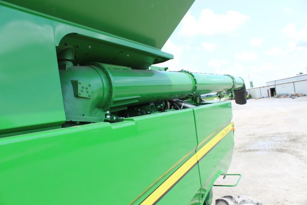 2019 John Deere S780 4wd combine