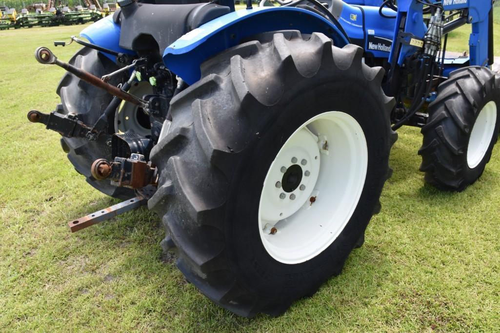 2000 New Holland TN60A MFWD tractor w/loader