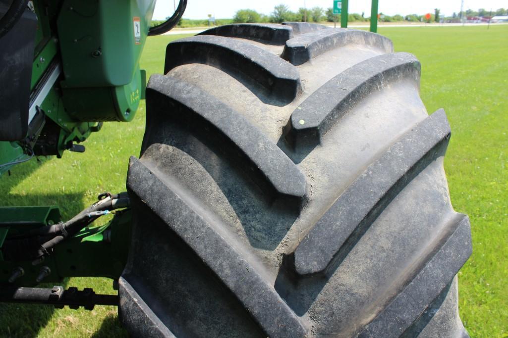 2017 John Deere S680 4wd combine