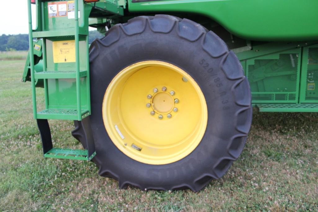 2011 John Deere 9570 STS 2wd combine