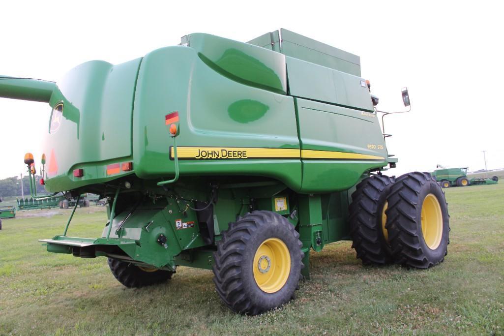 2011 John Deere 9570 STS 2wd combine