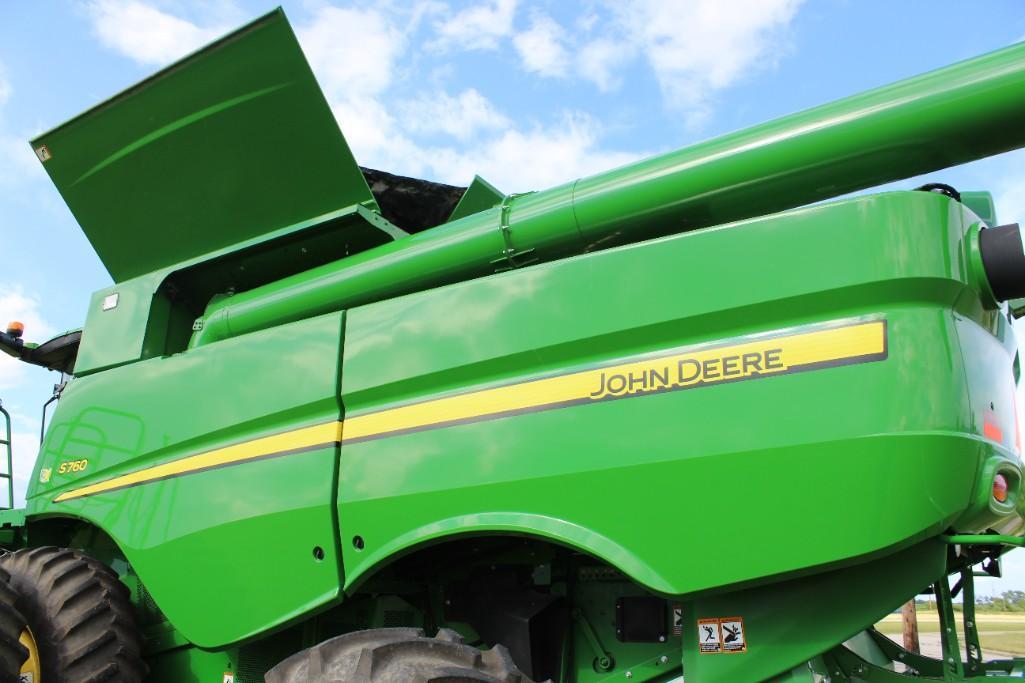 2019 John Deere S760 2wd combine