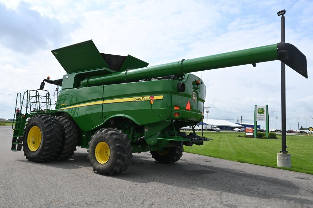 2015 John Deere S680 2wd combine