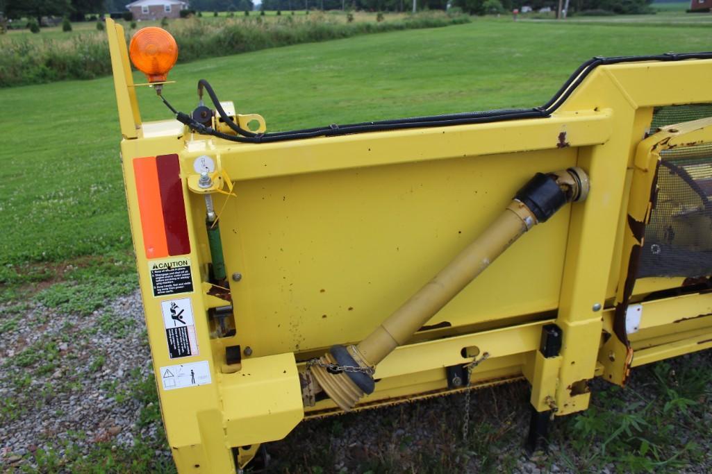 2011 John Deere 645C 15' pickup head