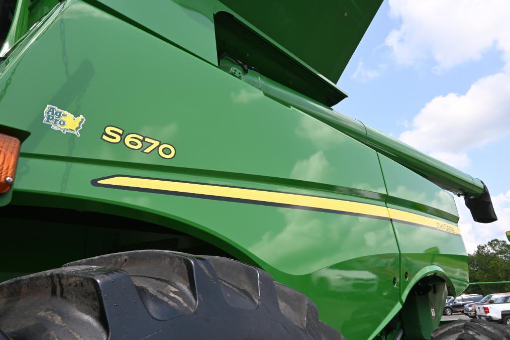 2013 John Deere S670 2wd combine