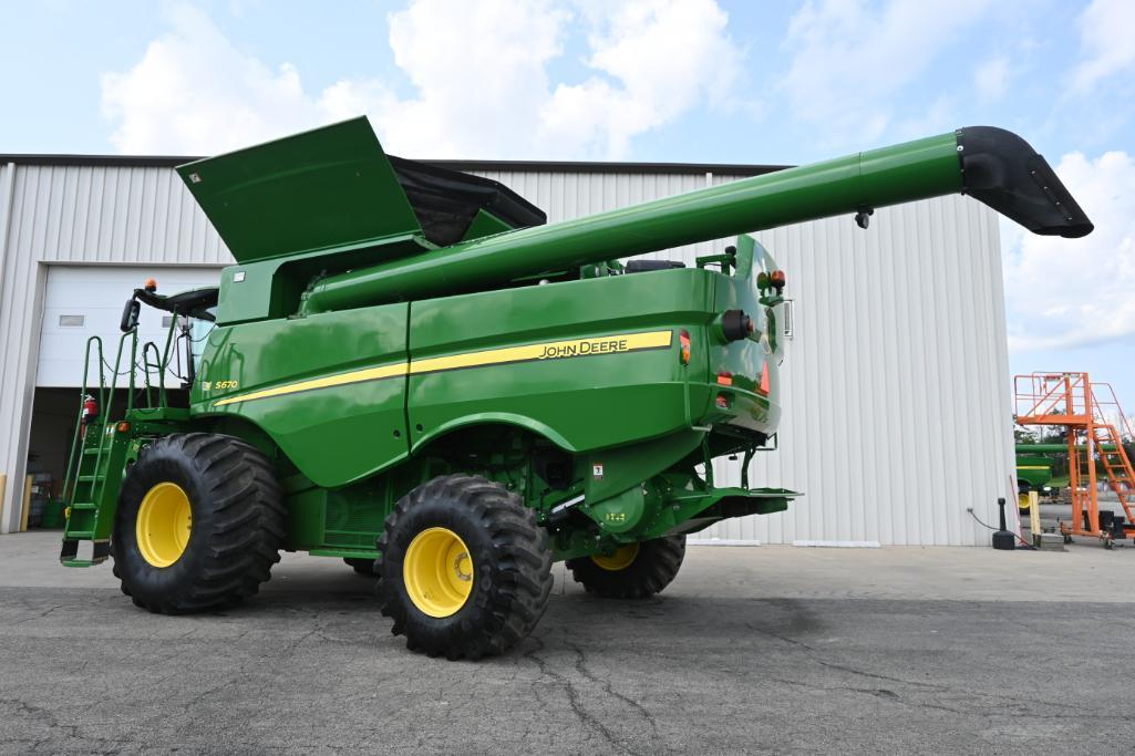 2013 John Deere S670 2wd combine