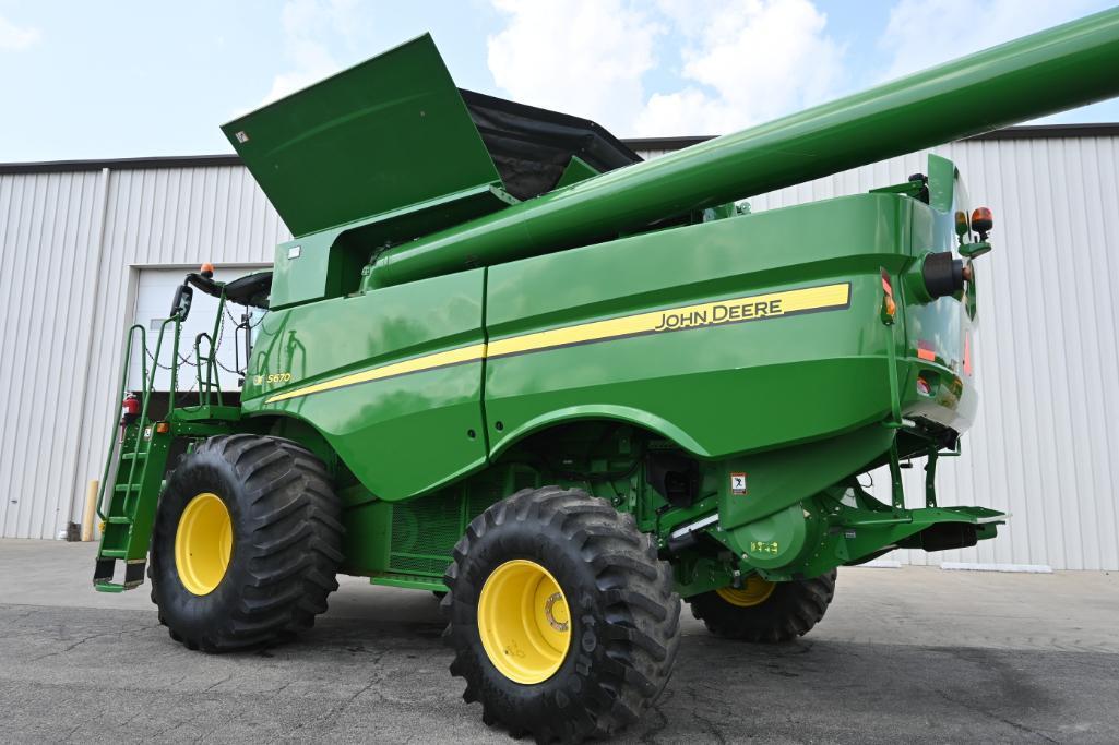 2013 John Deere S670 2wd combine