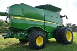 2013 John Deere S670 4wd combine