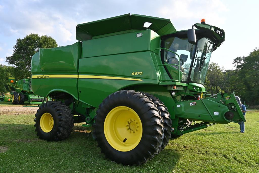 2013 John Deere S670 4wd combine