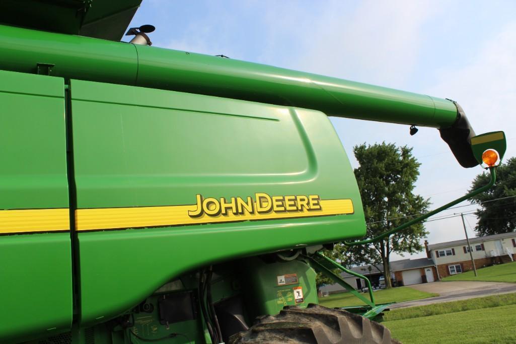 2004 John Deere 9860 4wd combine