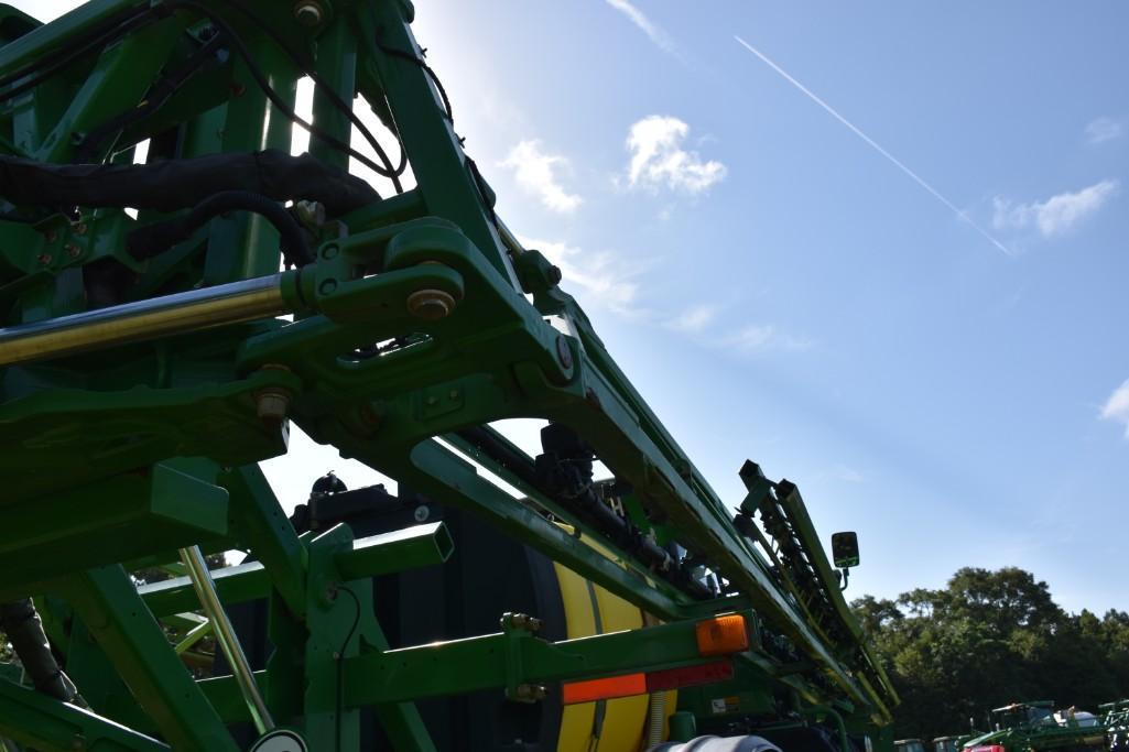 2014 John Deere R4030 self-propelled sprayer