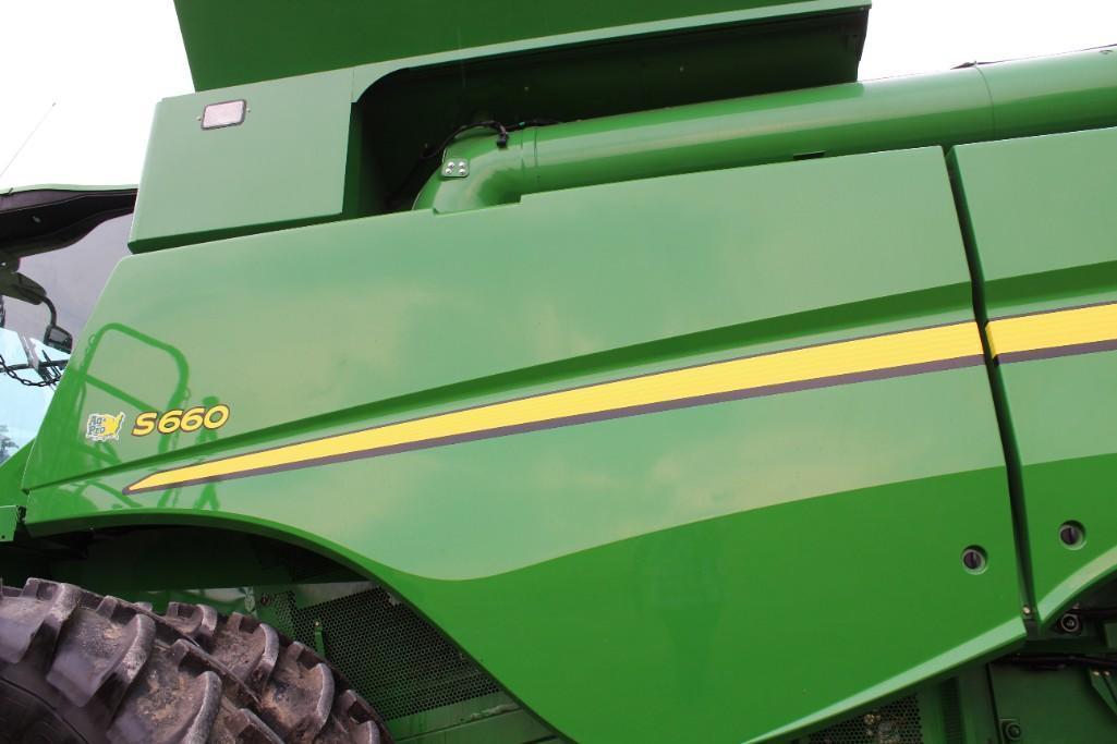 2013 John Deere S660 4wd combine