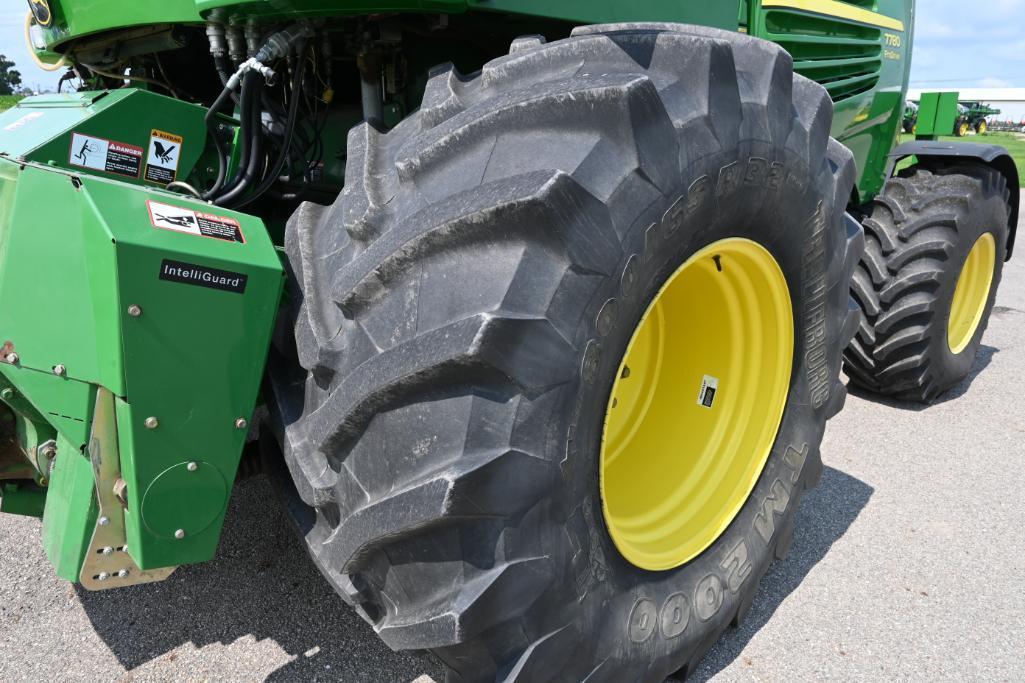 2014 John Deere 7780 4wd self-propelled forage harvester