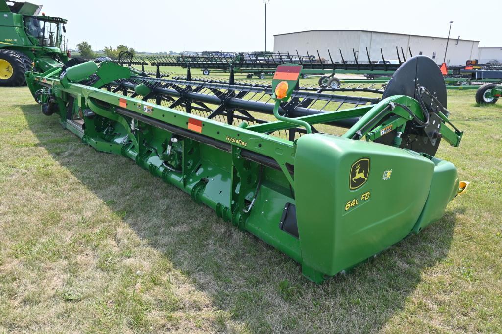 2014 John Deere 640FD 40' flex draper head