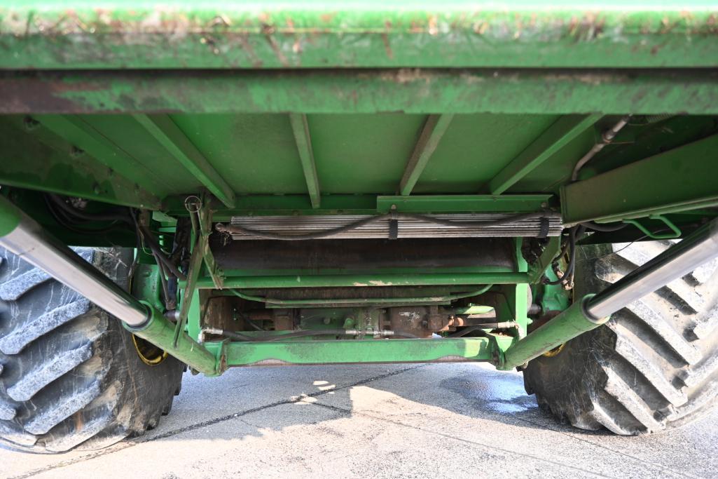 2001 John Deere 9650 2wd combine