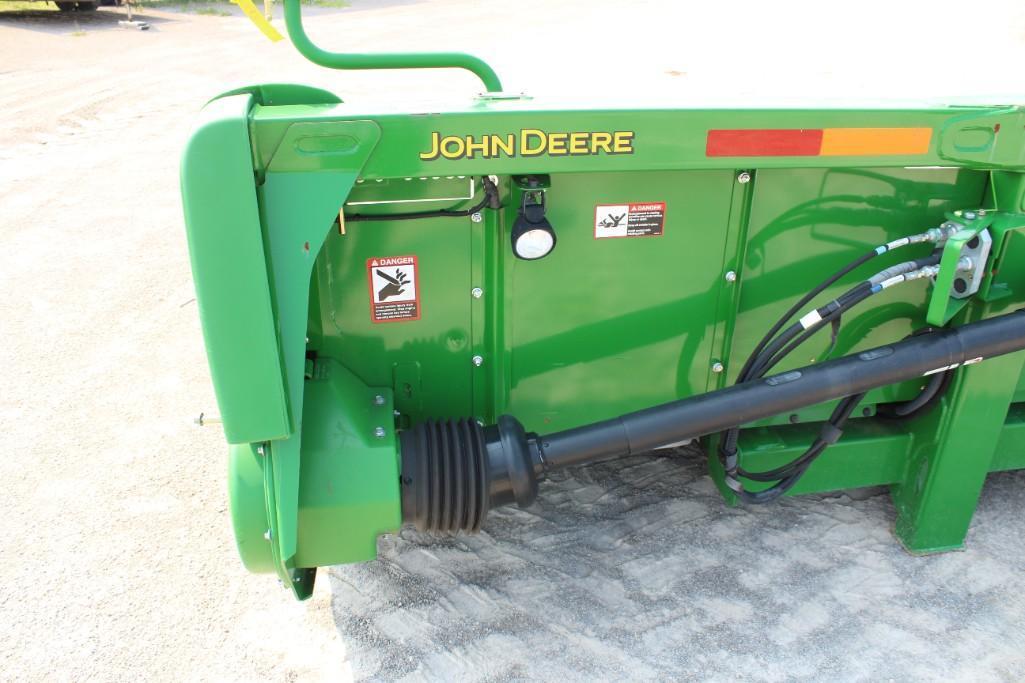 2014 John Deere 608C 8 row 30" corn head