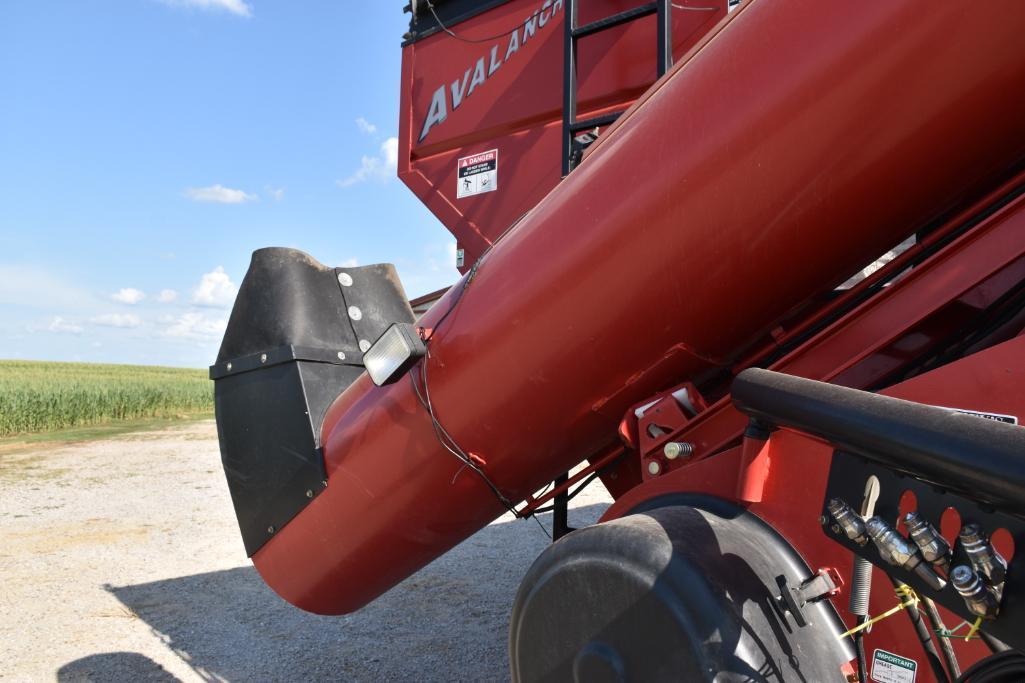 2010 Brent 1194 Avalanche grain cart