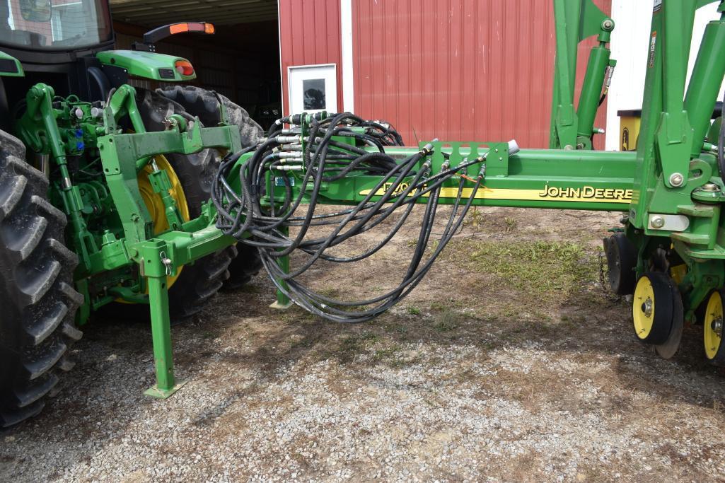 2012 John Deere 1770NT 16 row 30" planter