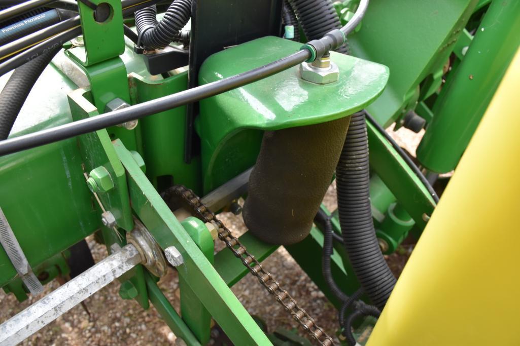 2012 John Deere 1770NT 16 row 30" planter