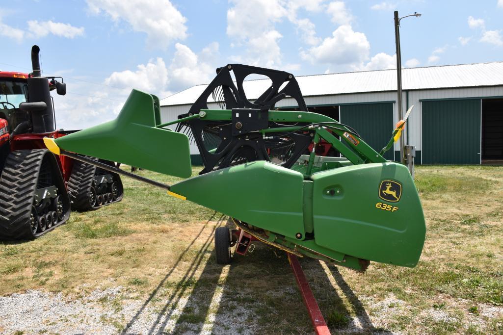 2010 John Deere 635F 35' HydraFlex platform