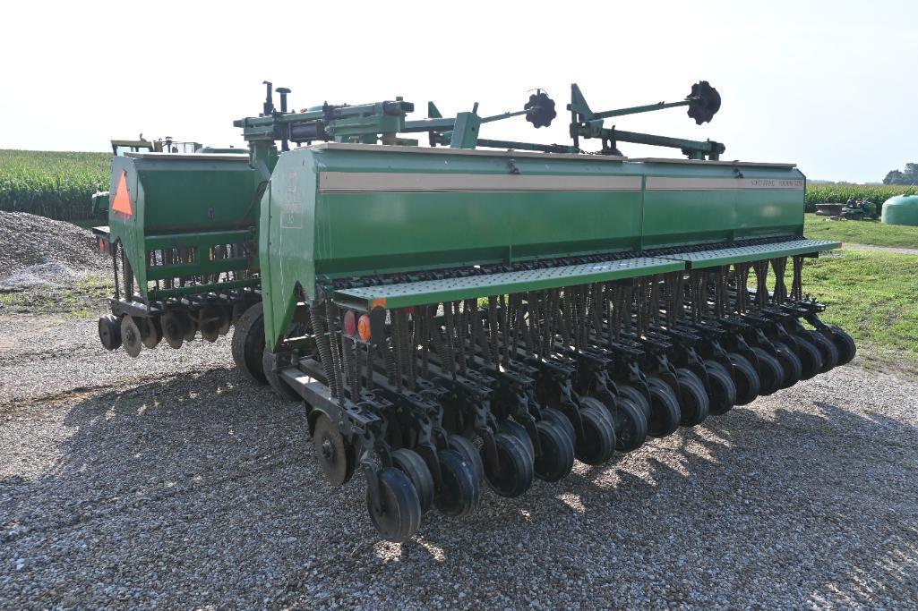 Great Plains Solid Stand 30 30' grain drill