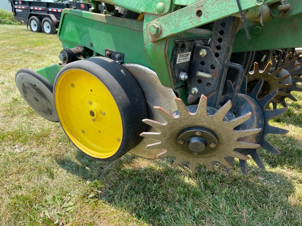 John Deere 7000 12 row 30" planter