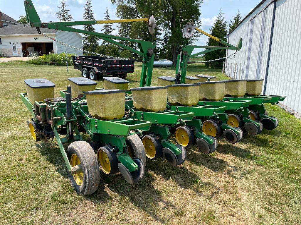 John Deere 7000 12 row 30" planter