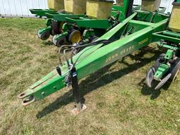 John Deere 7000 12 row 30" planter