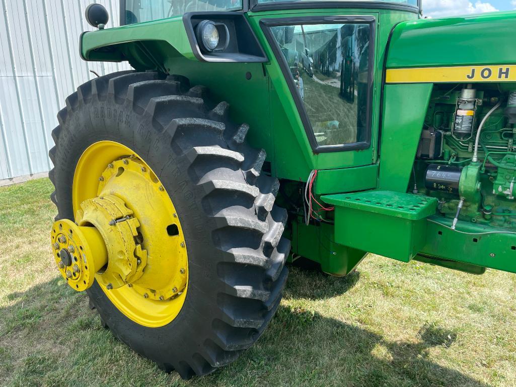 1977 John Deere 4630 2wd tractor