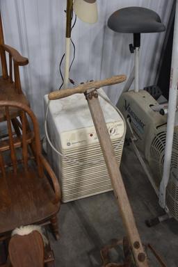 3 Items to include, floor lamp, garden tiller and dehumidifier