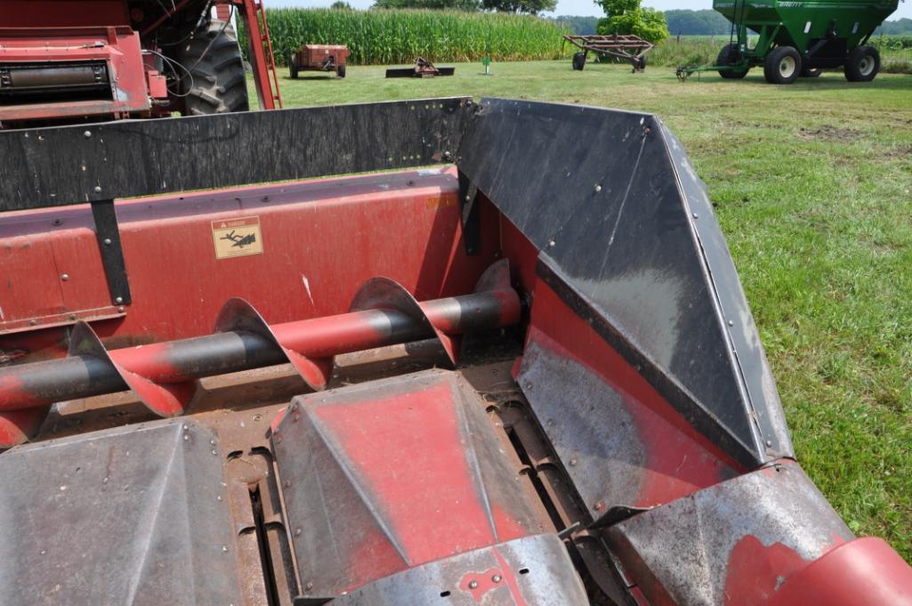 Case-IH 1063 6 row 30" corn head